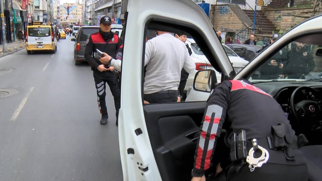 İstanbul'da polisten ‘huzur uygulaması’ 2